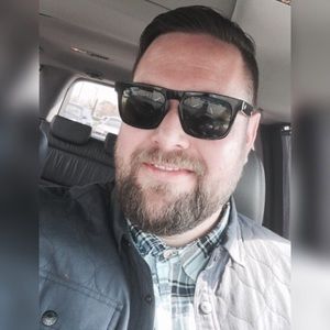 Meet your Posher, Jason